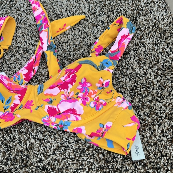 Maaji Reversible Floral Swim Top, NWT - Picture 2 of 5